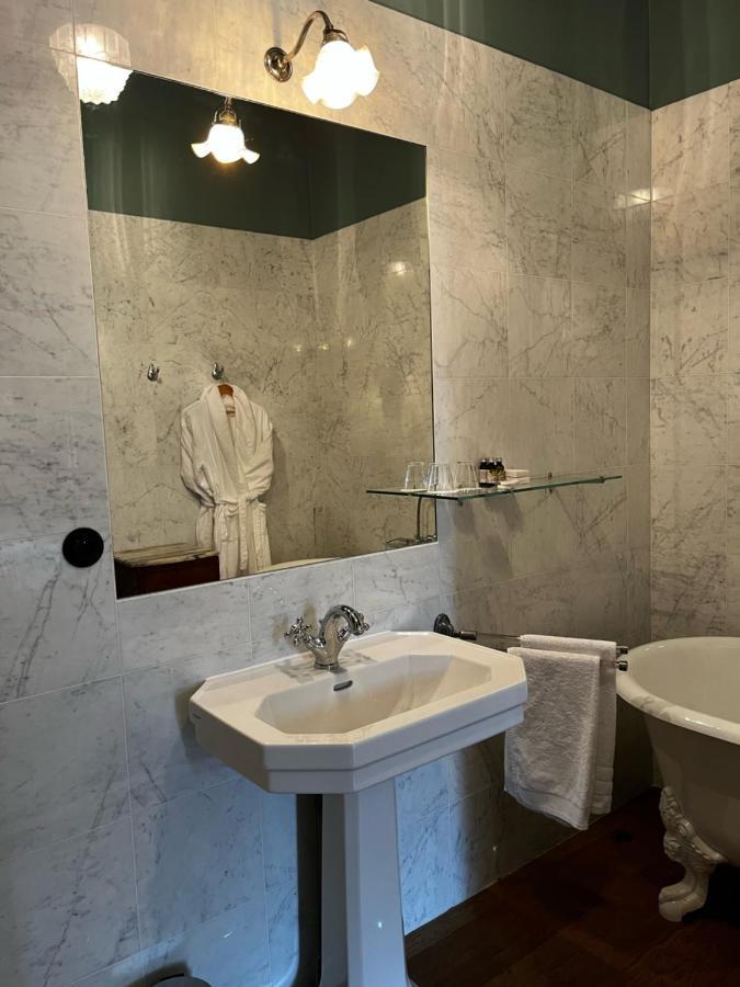 Quingey Hotel Restaurant Chez Gervais מראה חיצוני תמונה