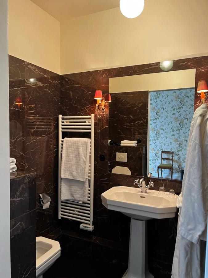 Quingey Hotel Restaurant Chez Gervais מראה חיצוני תמונה
